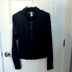 Women’s black zip up yoga jacket with pockets size large